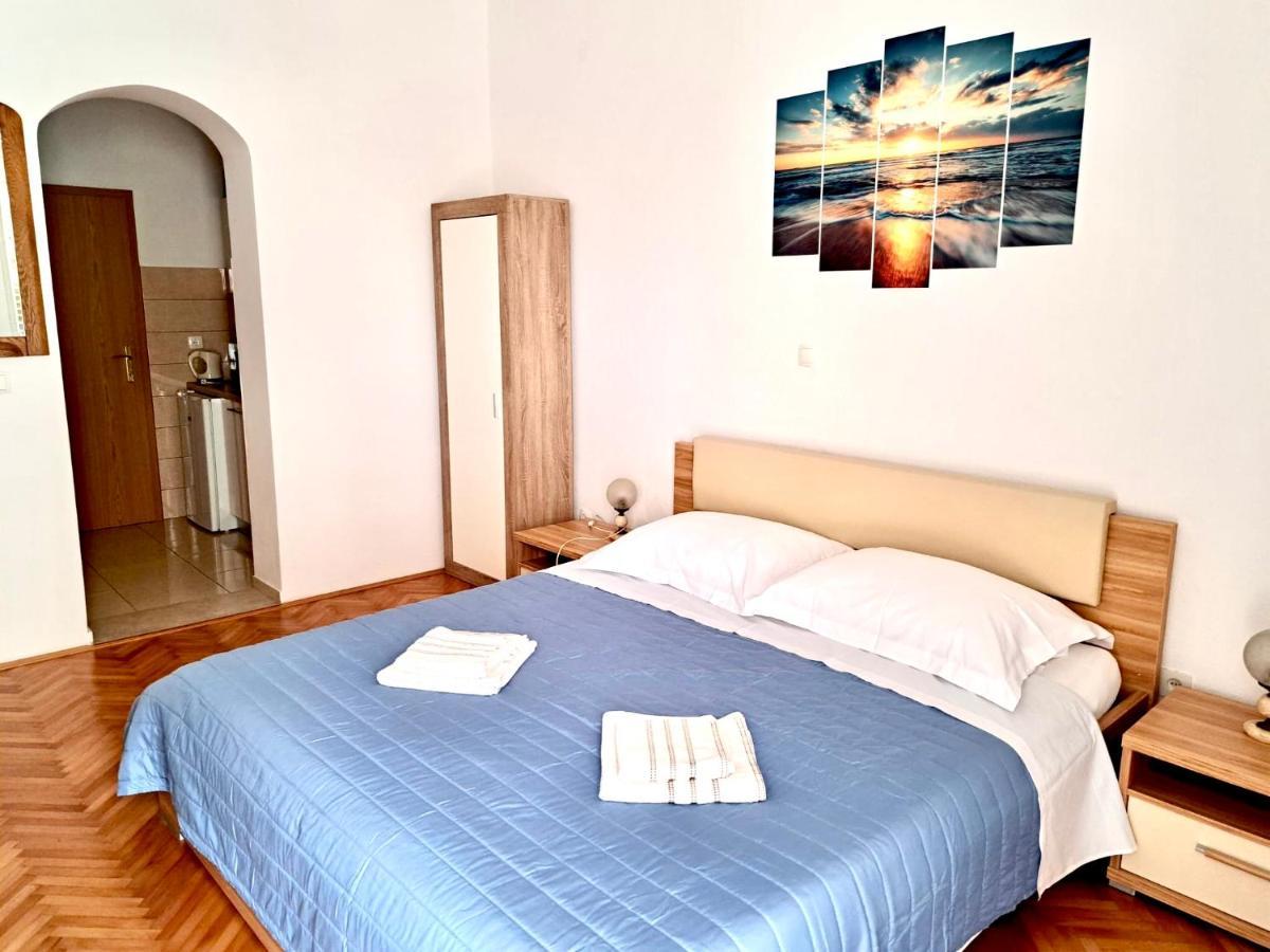 Nemira Beach Getaway Omiš Buitenkant foto